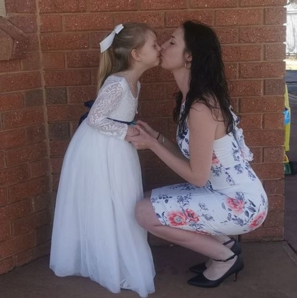 Meet your Posher, Danielle - Picture 1 of 1